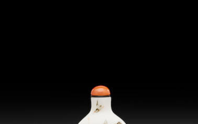 An enameled white glass snuff bottle