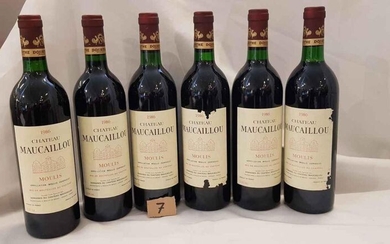 6 bottles château MAUCAILLOU 1986 MOULIS Beautiful presentation for 4 and 2 damaged labels