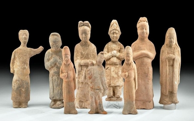 Chinese Han Dynasty Terracotta Attendant Figures (9pcs)