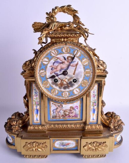 A 19TH CENTURY FRENCH BRONZE AND PORCELAIN MANTEL CLOCK