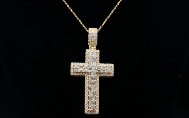 9.40ctw SI1-SI2/G-H Diamond 14K 24" Cross Necklace