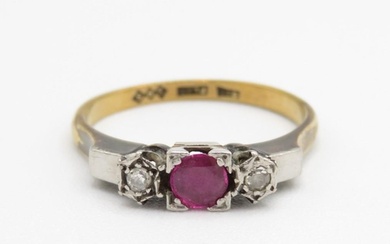 9ct gold ruby & diamond three stone ring (2.6g) Size L 1/2