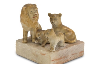 A CHINESE CERAMIC SCULPTURE DEPICTING LION'S FAMILY. 20TH CENTURY.