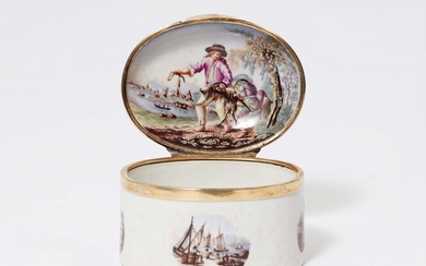 A Fürstenberg porcelain snuff box with Harlequin and a billy goat