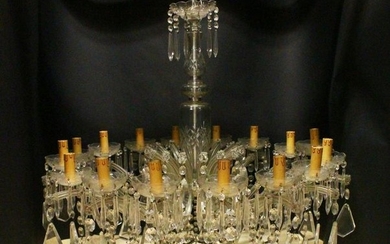 A GOOD LARGE CUT GLASS CHANDELIER, with baluster shape