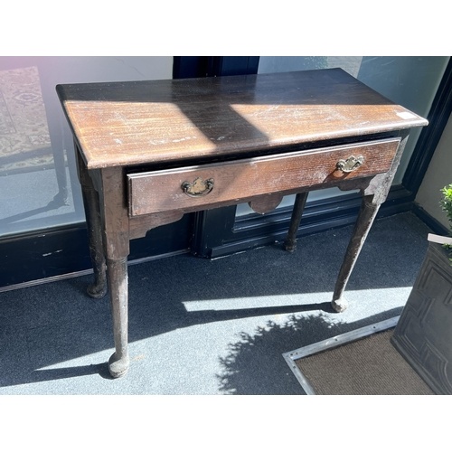 A George III style oak side table, width 82cm, depth 38cm, h...