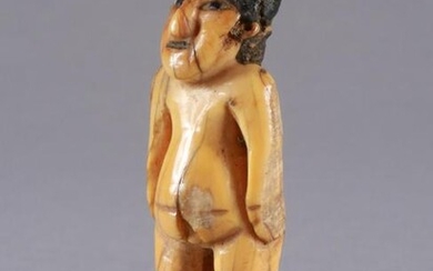 A Huari Shell Figure