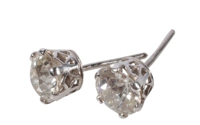 A PAIR OF DIAMOND STUD EARRINGS each brilliant-cut diamond, ...