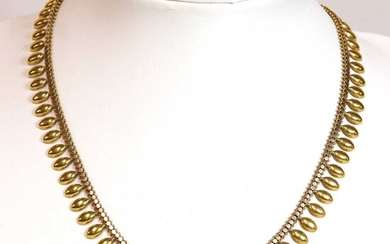 A Victorian gold fringe necklace