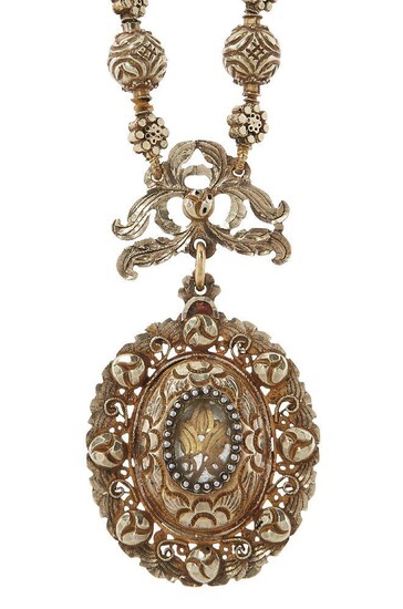 A gold necklace, Goa, Southwest India, late 17th century, the pendant of oval form with domed central locket of glass, the sides chased with flowers surrounded by an openwork floral band with raised elements, the chain formed of very fine flowers...