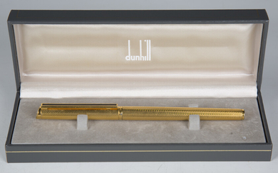A modern Dunhill gold plated fountain pen, boxed.