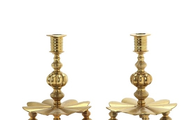 A pair of circa 1900 Baroque style brass candlesticks. H. 25 cm. (2)