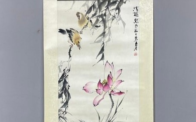 A vertical scroll of Chinese ink painting of flowers and birds on paper, by Jin Moru
