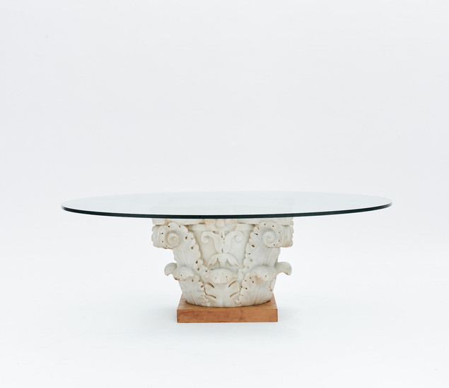 AN ITALIAN CARVED MARBLE CORINTHIAN CAPITAL OCCASIONAL TABLE