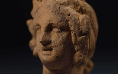 Ancient Greek Terracotta female head - 5 cm