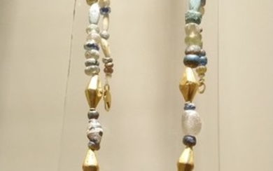Ancient Roman Gold and Glass Bead Necklace - 52 cm - (1)