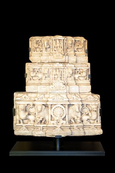 Architectual element, Fragment - white marble - Basement of Parikara in 3 elements - India - End of 12 century - Early 13th century / C.1200