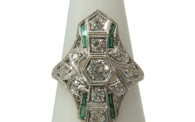 Art Deco Diamond & Emerald Filigree Ring