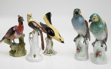 "Birds", lot of three European porcelain figures from different manufactures, late 18th century - early...