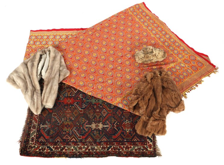 (-), Box with various fur, hand-knotted carpet and...