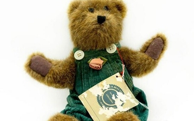 Boyds Bears Teddy Bear, Green Overalls