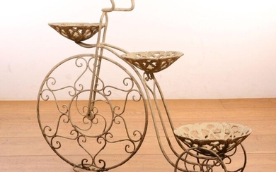 Cast iron bird bath and plants etagere, in...