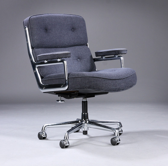 Charles Eames. Vintage office chair. Time Life Lobby Chair, coke-grey wool