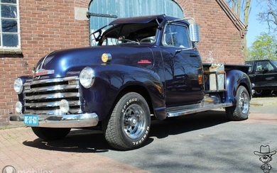 Chevrolet - 3600 5 window - 1953