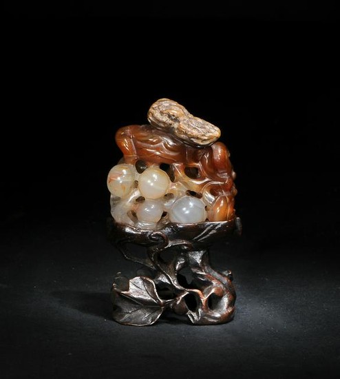 Chinese Agate Carving of Water Chestnut, 18th Century