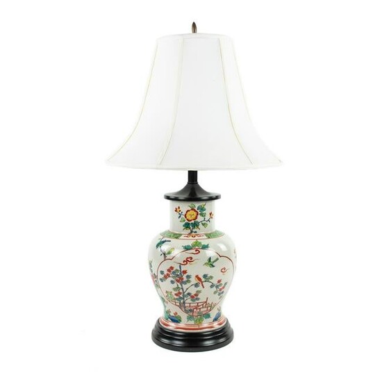 Chinese Crackle Porcelain Vase Table Lamp