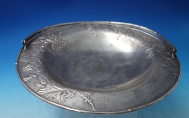 Chinese Sterling Silver Strawberry Basket w/Handle Chrysanthemums Hammered