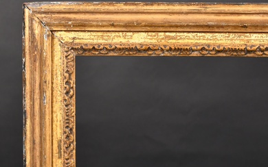 École française du XVIIIe siècle. Un cadre en bois doré sculpté, avec rebondissement 27.25" x...