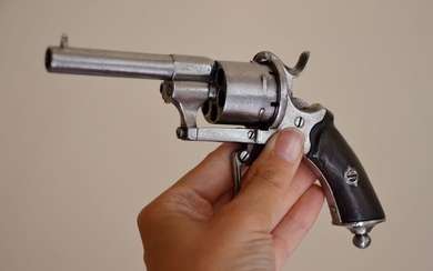 France - 1844 - Véritable révolver LEFAUCHEUX 7mm - n° de série, calotte en acier (rare) premier modèle de - Revolver