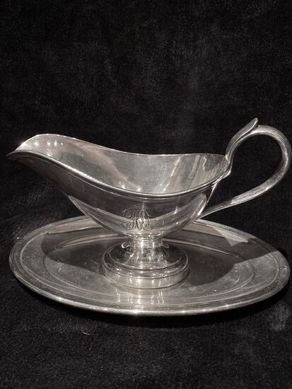 French Early 20th a century Christofle Sauce Boat Malmaison with Royal Marks engraved - Christofle