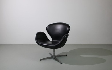 Fritz Hansen - Arne Jacobsen - Armchair (1) - Swan Chair - Leather