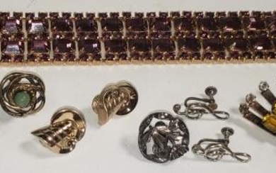 GROUP OF VINTAGE COSTUME JEWELRY