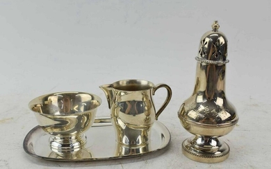 Group of Wm Rogers Paul Revere Silver Plate Items