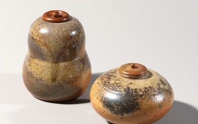 Horst Kerstan, two lidded vessels with wooden lids, 1981 / 1982