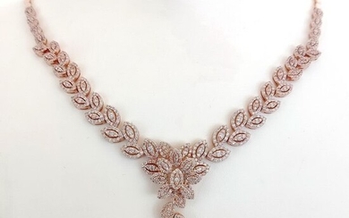 IGI Certificate 4.67ct Pink Diamonds - 14 kt. Pink gold - Necklace - ***No Reserve Price***