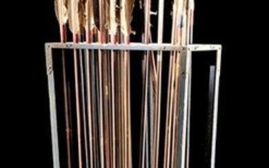 Japanese Edo Bamboo Arrows w/ Wood Arrow Rack (25)
