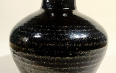 Jar - Sandstone - YUAN-MING BALUSTER JAR WITH NARROW NECK IN BLACK GLAZE - China - Yuan Dynasty (1279-1368)