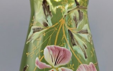 LEGRAS (1839-1916) - Vase - Art Nouveau vase with enameled decoration of lovely wild orchids - Listed around 1890 - Blown glass