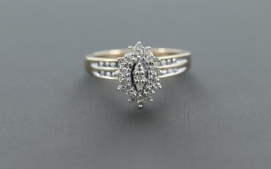 Ladies diamond Ring