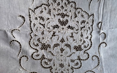 Linocon curtain with hand carving embroidery - 267 x 300 cm - Linen - 21st Century, 21st Century