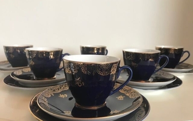 Lomonosov Imperial Porcelain Factory, Cobalt Blue "Golden Frieze" - Coffee set for 6 (18) - Gilt, Porcelain