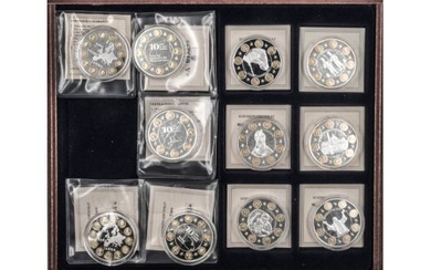 Lot Medaillen, 6 x Währung des Vatikans 2009, Kupfer versilbert mit Teilvergoldung. Gewicht: 32 g