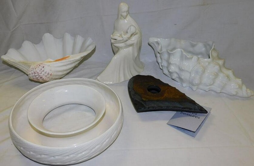 Lot Porcelain Items - Sea Shell