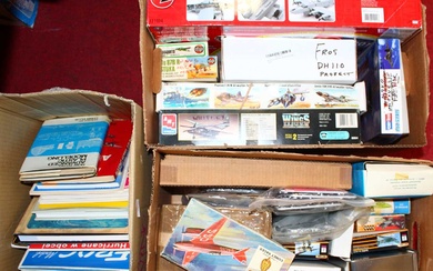 Lot details Three trays containing various aircraft related boxed kits,...