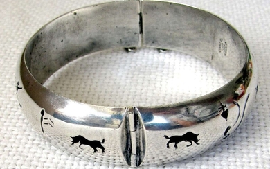Mexico Taxco JGG Silver Sterling Pierced Hinged Bangle Corrida Bracelet, 27 gr., signed