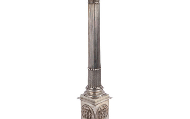 Modello di lampada a colonna in argento, Londra 1898